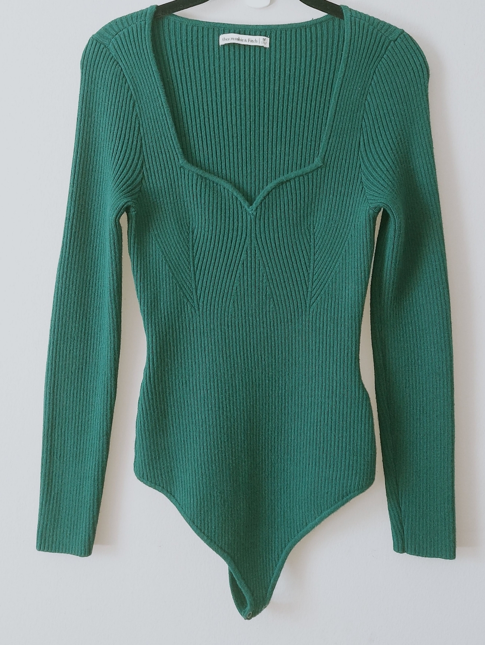 Abercrombie & Fitch Bodycon Long Sleeve Knit Sweetheart Sweater Bodysuit Medium